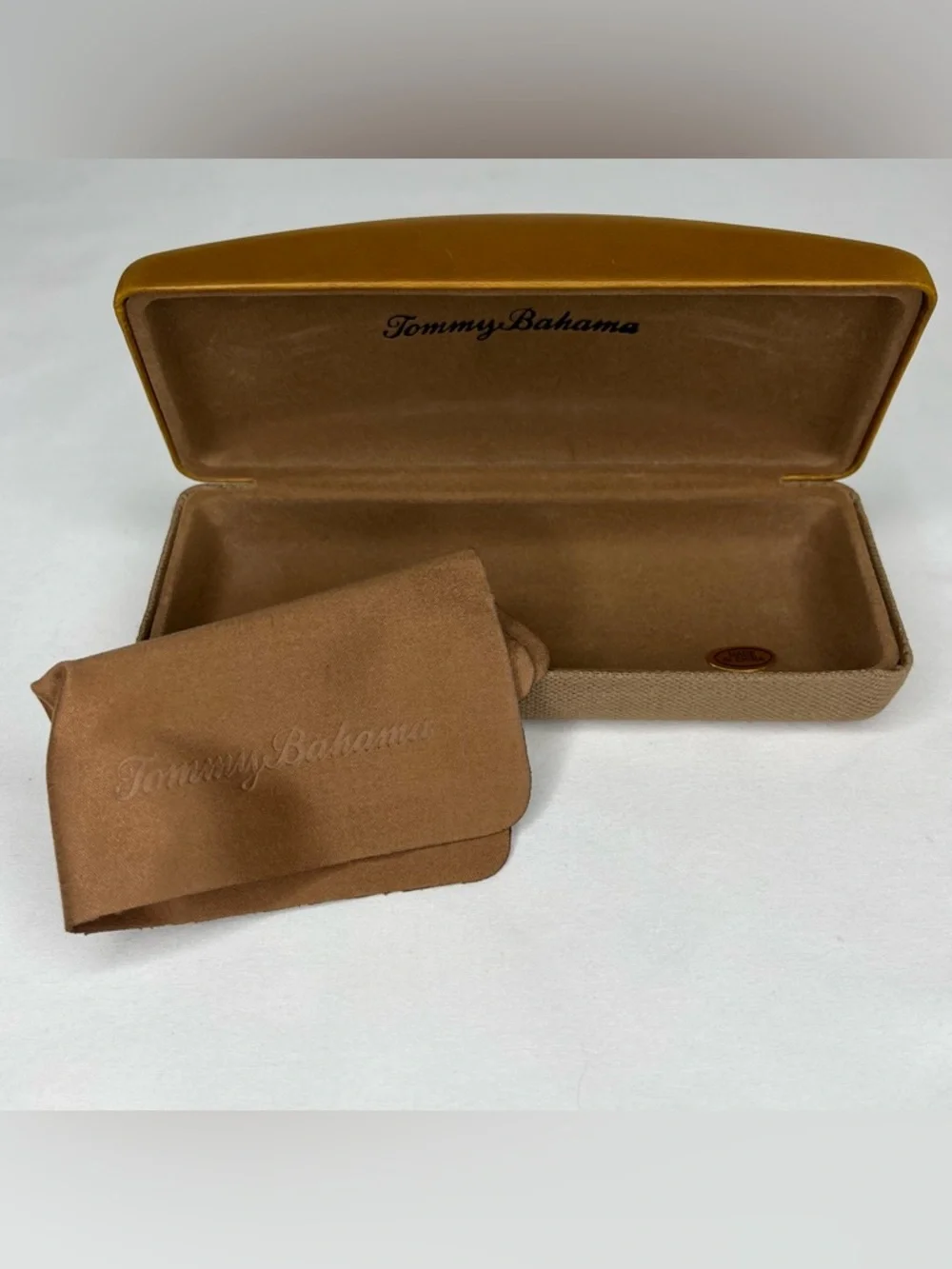 Tommy Bahama Brown Hard Shell Eyeglasses Case With Logo